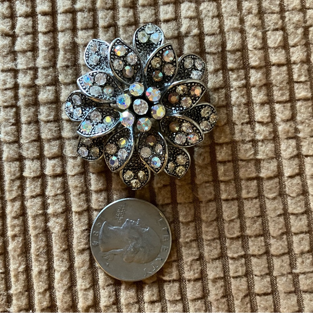 Brooch
